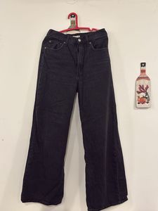 Levi's Wide Leg Jeans