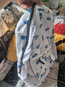 only 1 Cute Floral Print Backpack