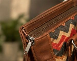 Stylish Chevron Pattern Tote Bag