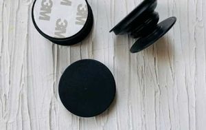 two Popsockets + 2 Mobile Holde