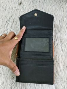 Xoxo Brown Wallet (Women)