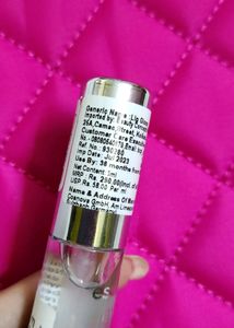 Essence Extreme Shine Lip Gloss