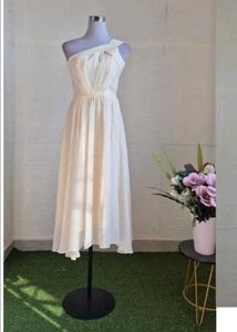 Elegant One-Shoulde butter yellow still deal