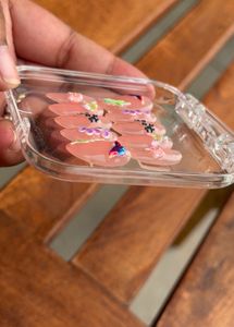 Press-On Nails with Floral Design
