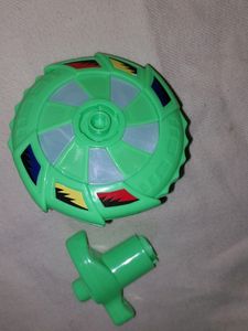 Lattoo Spinning Launcher Gyro Top