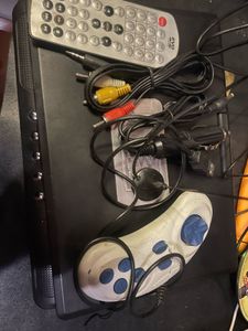 Vintage Portable EVD/DVD Player with Box