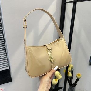 LUXURIOUS YSL SLING BAG 💼