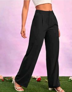 Elegant Black Wide Leg Trousers..✨