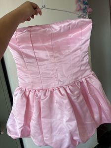 Chic Strapless Pink Bubble Hem Dress