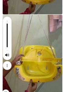Bacchon Ke Liye Jhula