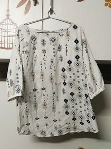 White short kurti, Breast size 34 to 36 waist size 32 to 34 hips 36 to 38