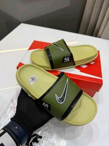 Nike flip flops