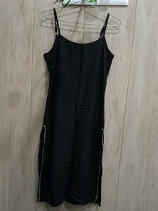 combo of Black Spaghetti Strap and pink kurti