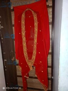 Stunning Red &amp; Gold Embroidered Kurta Set