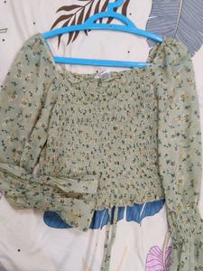 SSS Cute Floral Smocked Square Neck Top