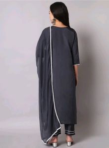 Vredevogal Brand 3 Piece Set at Just 550