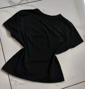 Black Fitted Tee