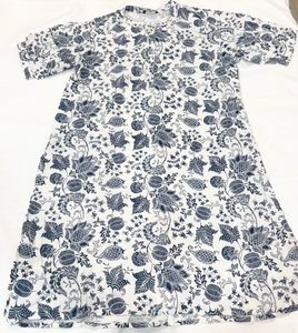 White &amp; Blue Floral Print Kurti