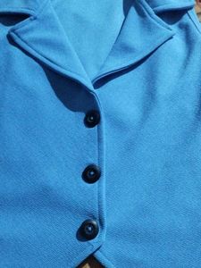 Blue top