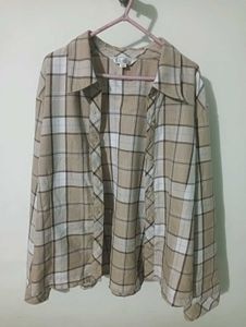 Casual Plaid Button-Up Shirt