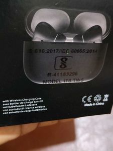 Wireless Earbuds with Charging Case