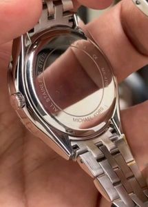 Micheal kors For her