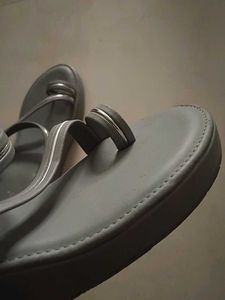 Stylish Grey Toe-Ring Sandals