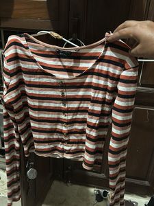 🌸 Women’s Striped Full Sleeve Crop Top 🌸