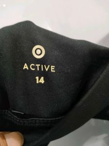 Target Active Black Wide-Strap Cross-Back Sports B