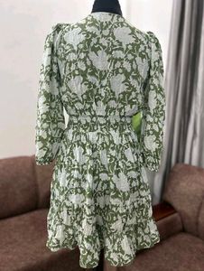 Chic Green Floral Mini Dress