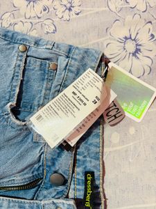 Stylish Distressed Light Wash Jeans