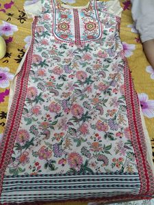 Beautiful Floral Print Kurta