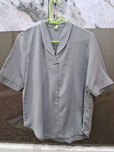 Elegant Grey Short Sleeve Top