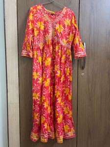 Naira Cut Vibrant Floral Print Kurta