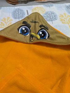 Cute Character Hooded Blanket and knee guard