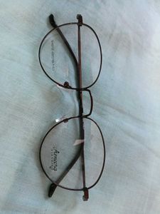 Stylish Oval Eyeglasses