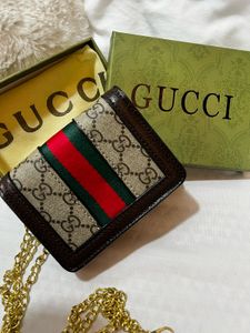 GUCCI Wallet - Classic GG Supreme Design