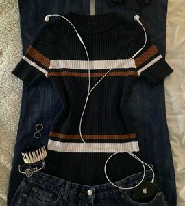 ribbed knit top