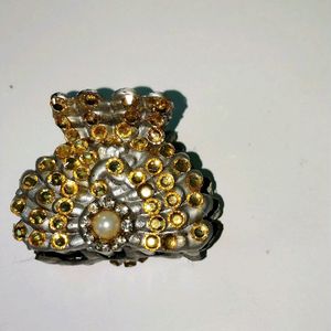 Hair Pain stone golden pin fancy