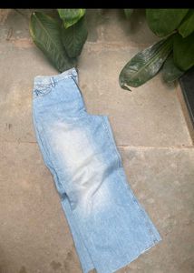 Light Wash Baggy Jeans