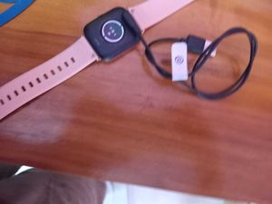 Smartwatch with Bluetooth Calling