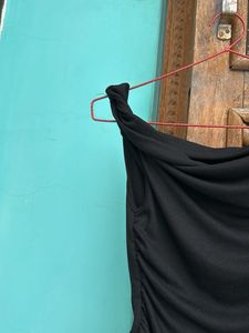 black shoulder drop fitted top