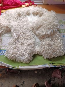 Furry Winter Cream Shrug