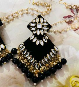 Woman Fancy Party Wear Havey Long Size Earrings
