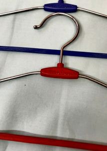 🎀❤️ A SET OF 12 Baby Hangers