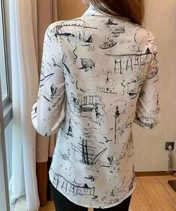 Chic Graphic Print Button-Down Shirt