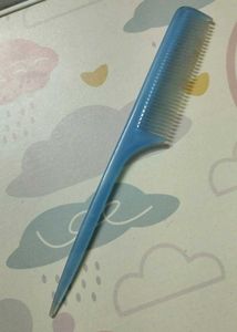 Blue Tail Comb