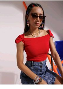 Chic Red Off-Shoulder Crop Top