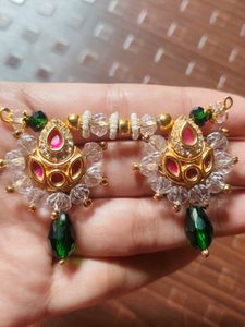 Beautiful Kundan &amp; Crystal mangalsutra pendent