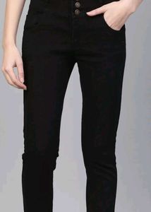 Black High-Waisted Skinny Jeans